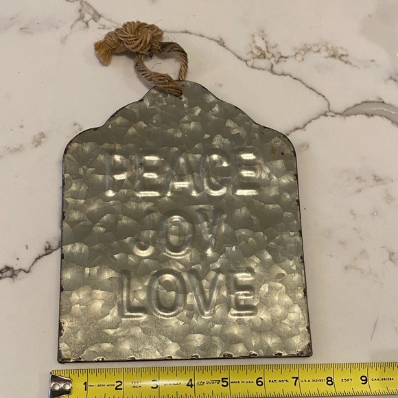 Rustic Metal Wall Hanging with Rope - Picture 7 of 7